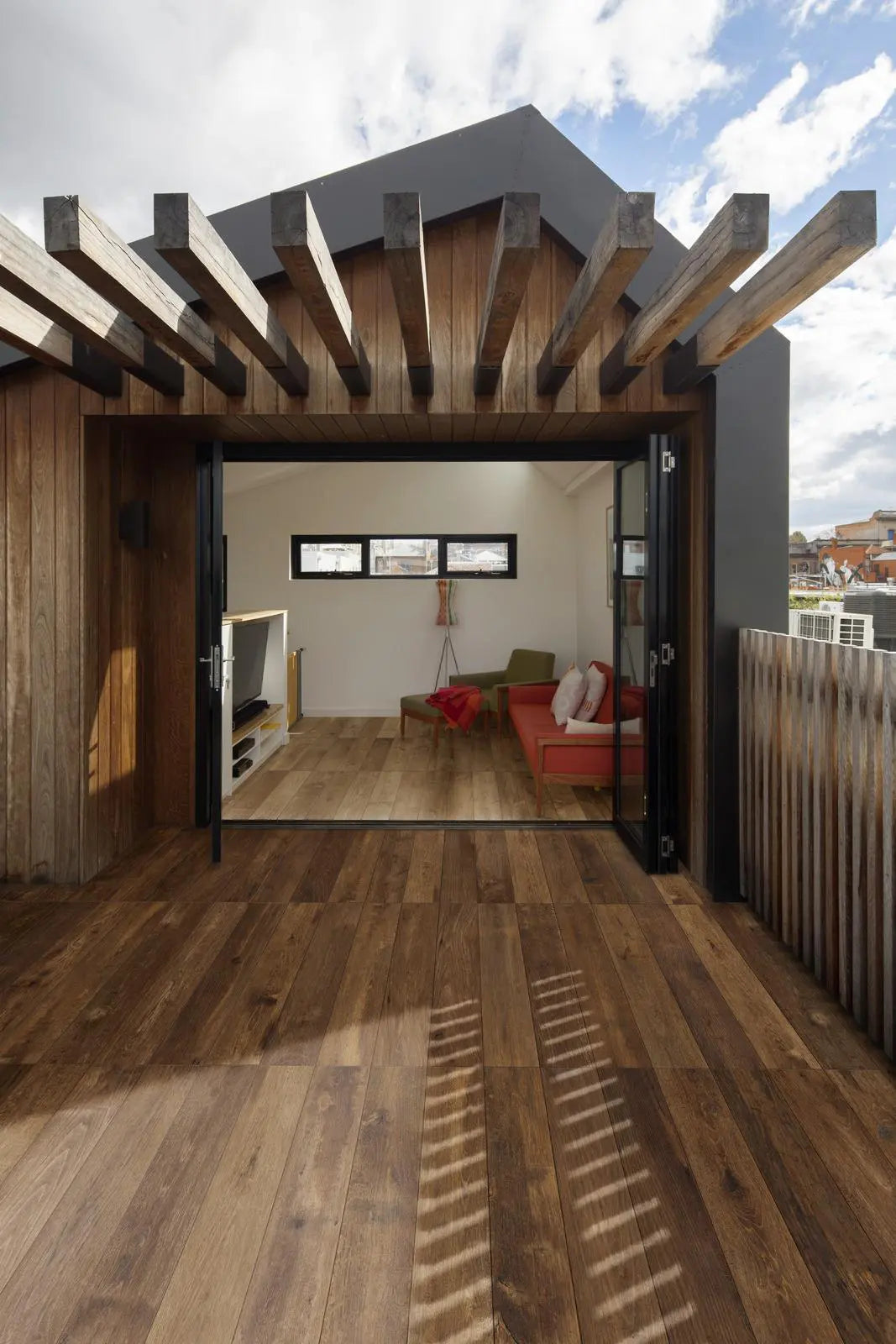 Houtlook - Vloertegel - Bruin - 25x150cm - Mat - R85WOMA